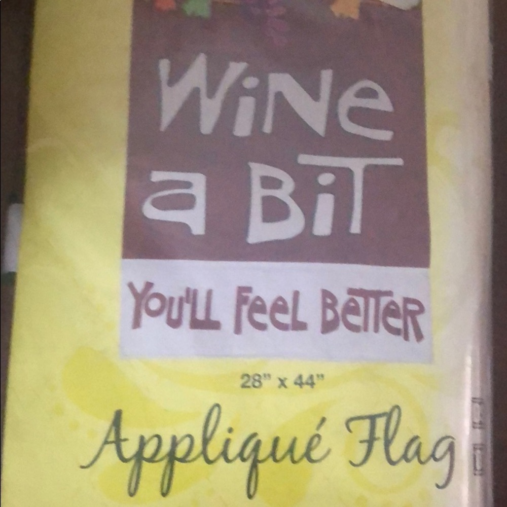Wine gift set- bar towel and party flag - Picture 2 of 3